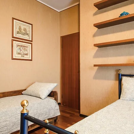 Lo Scrittoio Luminoso Apartman