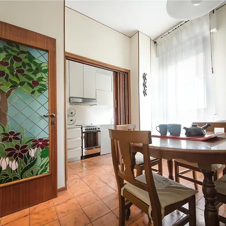Apartment Lo Scrittoio Luminoso Pesaro